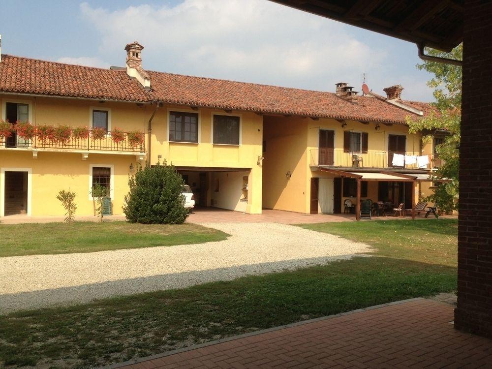 Bed and Breakfast Quattro Gatti Airasca Экстерьер фото