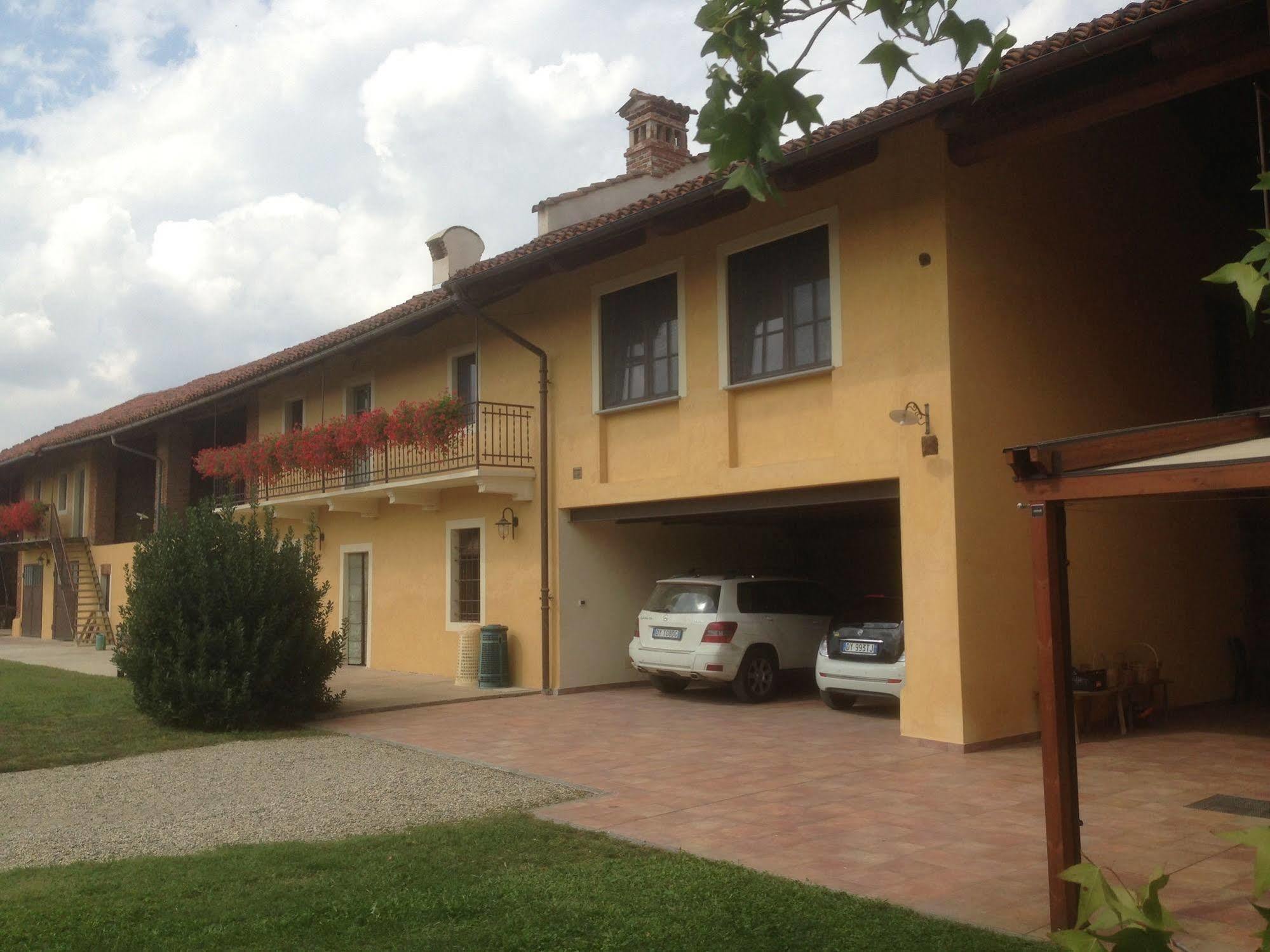 Bed and Breakfast Quattro Gatti Airasca Экстерьер фото