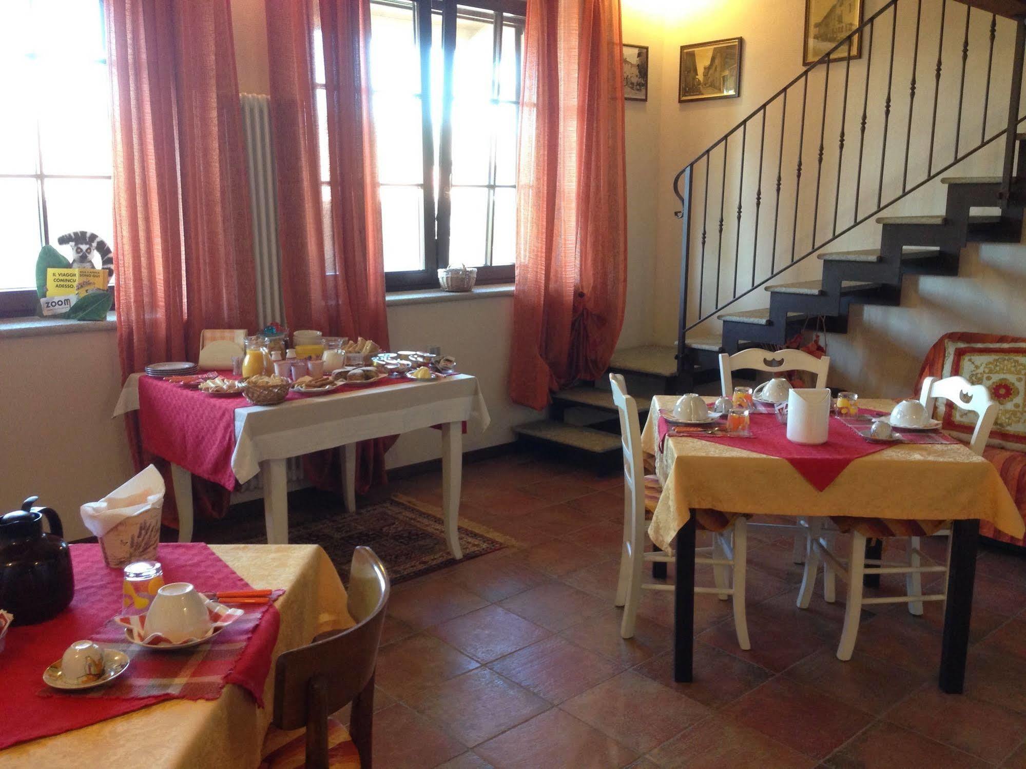 Bed and Breakfast Quattro Gatti Airasca Экстерьер фото